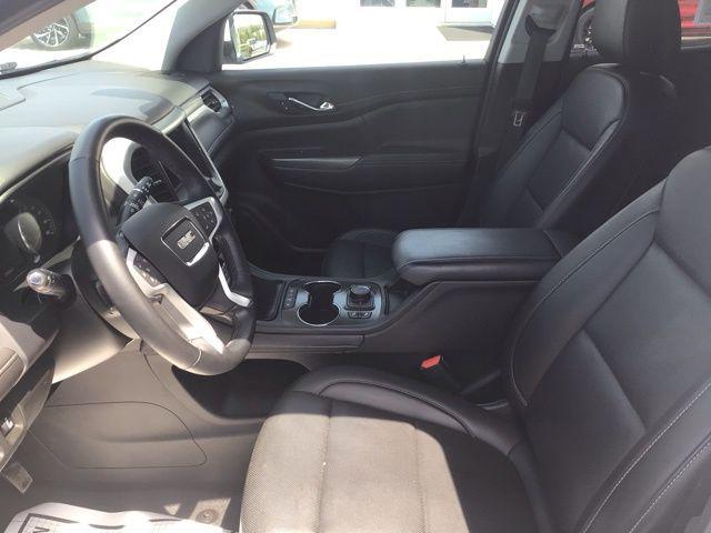 2023 GMC Acadia AWD SLT
