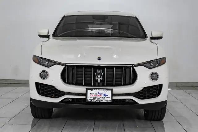 2018 Maserati Levante Standard