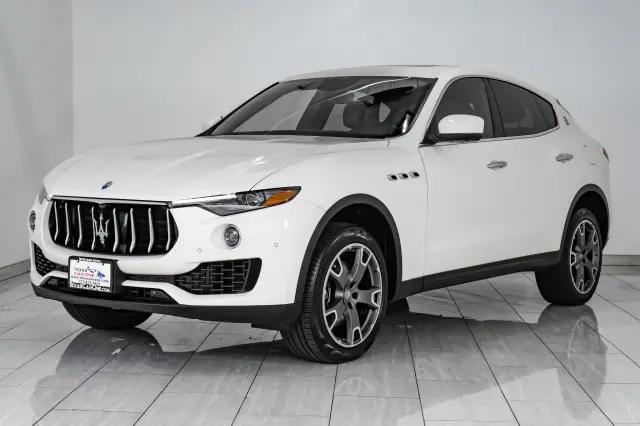 2018 Maserati Levante Standard