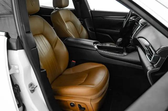 2018 Maserati Levante Standard