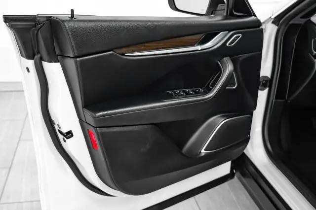 2018 Maserati Levante Standard