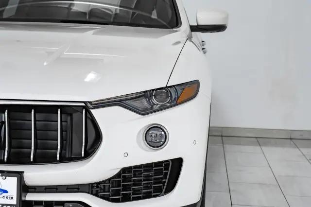 2018 Maserati Levante Standard