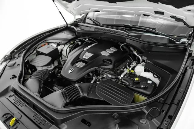 2018 Maserati Levante Standard