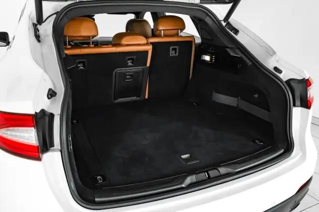 2018 Maserati Levante Standard