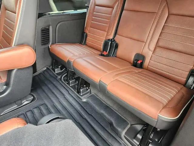 2023 GMC Yukon XL 4WD Denali Ultimate