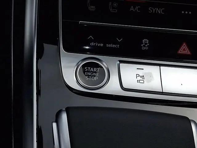 2026 Audi Q7 Premium Plus S line TFSI quattro tiptronic