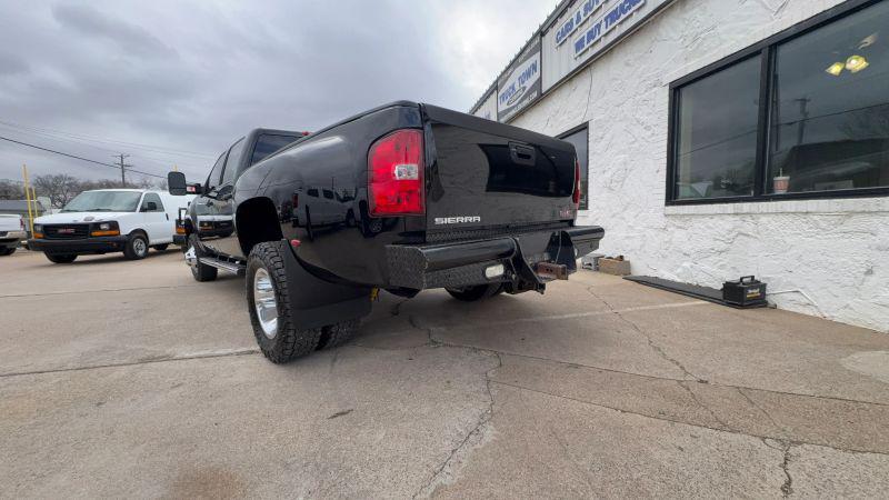 2011 GMC Sierra 3500HD SLT