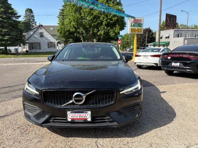 2020 Volvo S60 T5 Momentum