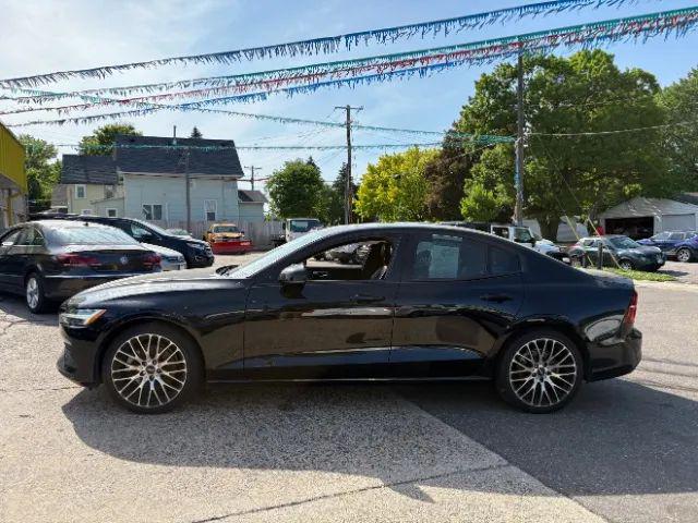 2020 Volvo S60 T5 Momentum