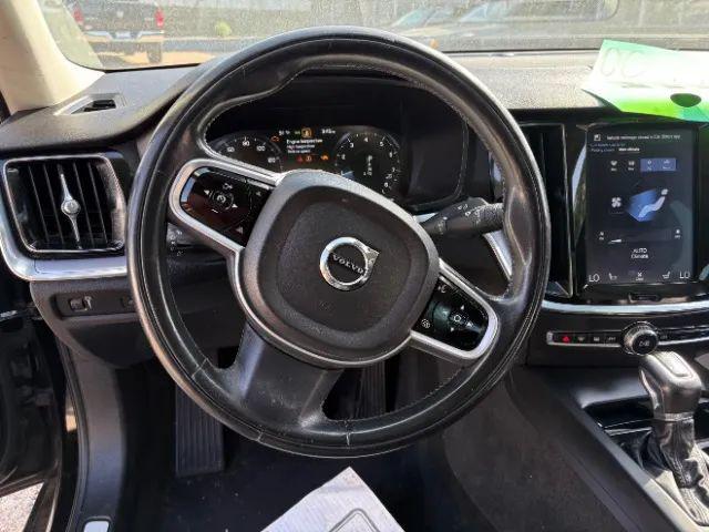 2020 Volvo S60 T5 Momentum