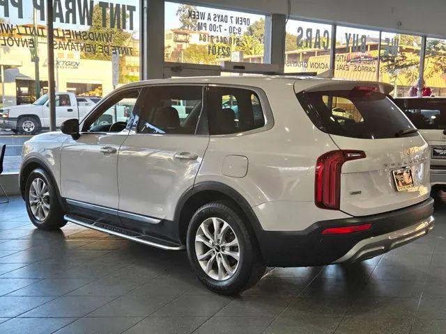 2022 Kia Telluride LX