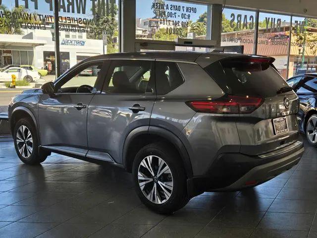 2021 Nissan Rogue SV FWD