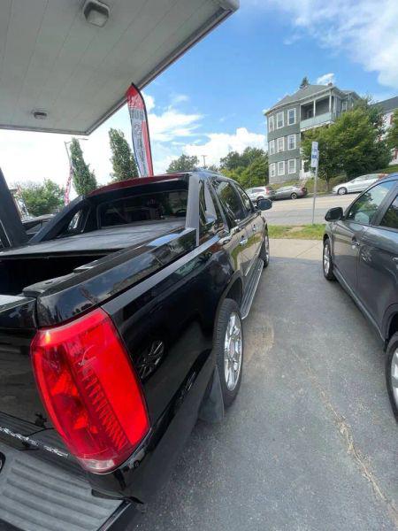 2007 Cadillac Escalade EXT Standard