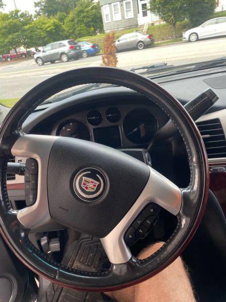 2007 Cadillac Escalade EXT Standard