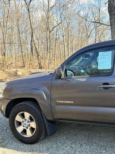 2010 Toyota Tacoma Base V6