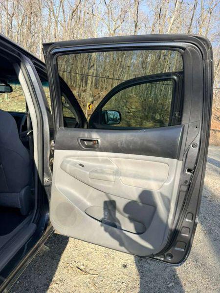 2010 Toyota Tacoma Base V6