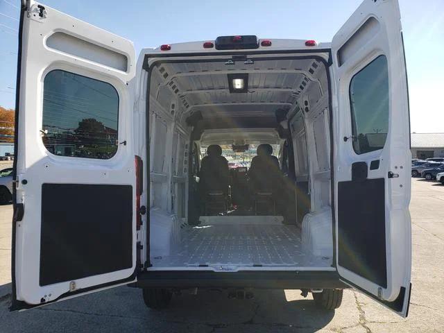 2024 Ram ProMaster Cargo Van Tradesman High Roof 136" WB w/Pass Seat