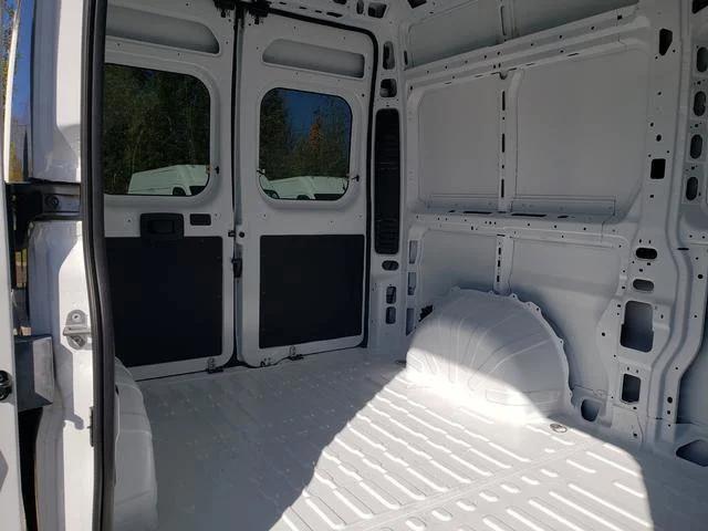 2024 Ram ProMaster Cargo Van Tradesman High Roof 136" WB w/Pass Seat