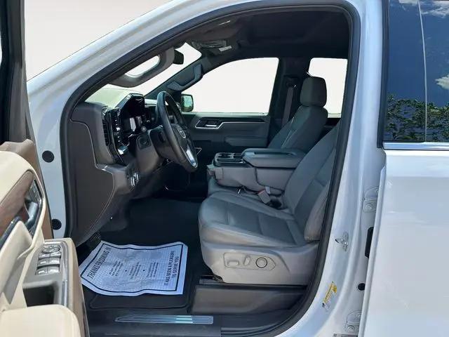 2024 GMC Sierra 1500 2WD Crew Cab Short Box SLT