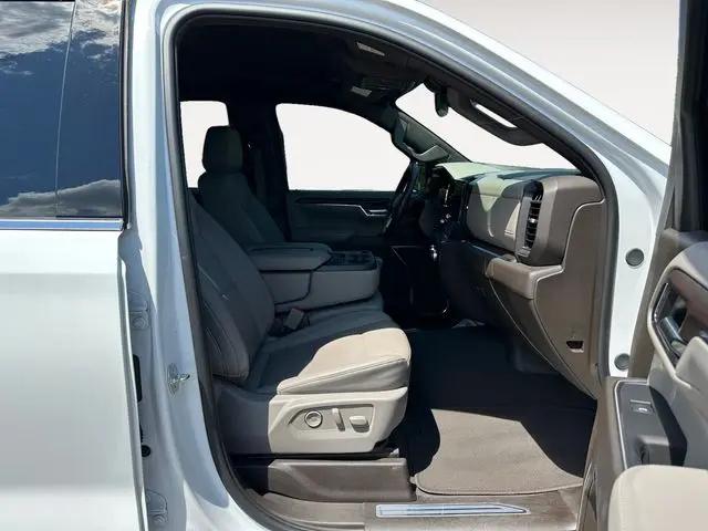 2024 GMC Sierra 1500 2WD Crew Cab Short Box SLT