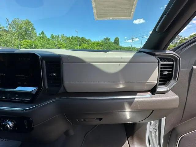 2024 GMC Sierra 1500 2WD Crew Cab Short Box SLT