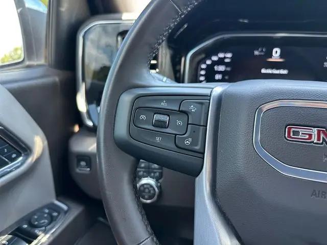 2024 GMC Sierra 1500 2WD Crew Cab Short Box SLT