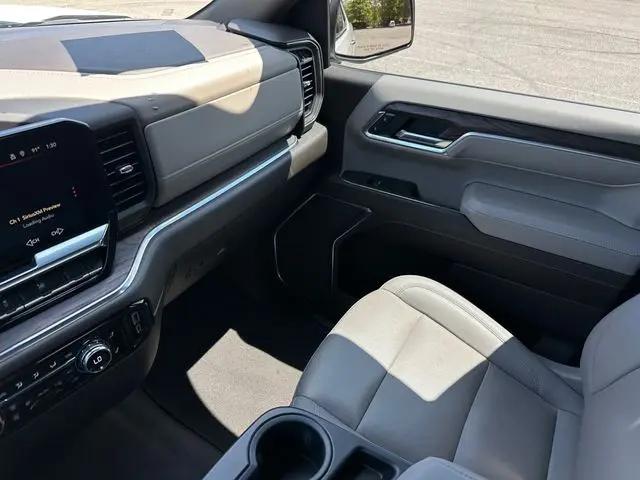2024 GMC Sierra 1500 2WD Crew Cab Short Box SLT