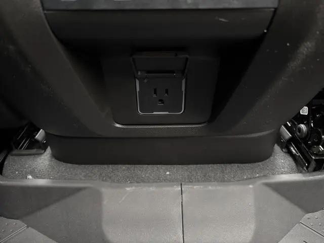 2026 Chevrolet Suburban Premier, 4WD