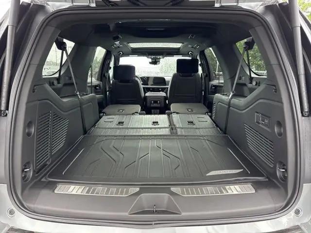 2026 Chevrolet Suburban Premier, 4WD