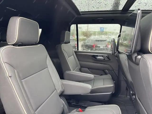 2026 Chevrolet Suburban Premier, 4WD
