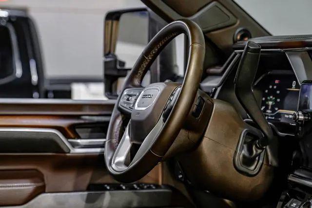 2024 GMC Sierra 2500HD 4WD Crew Cab Long Bed Denali