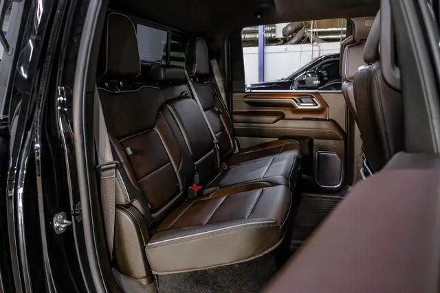 2024 GMC Sierra 2500HD 4WD Crew Cab Long Bed Denali