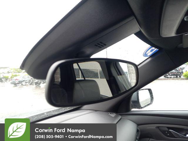 2023 Chevrolet Traverse AWD LT Leather