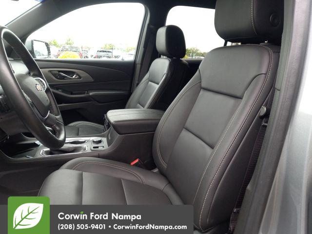 2023 Chevrolet Traverse AWD LT Leather