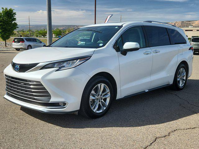 2023 Toyota Sienna Limited