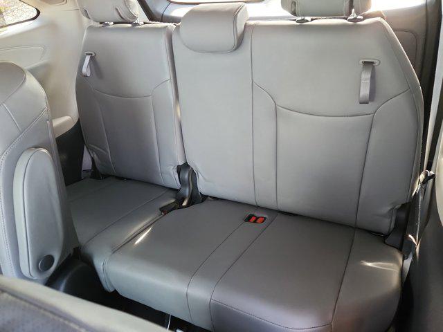 2023 Toyota Sienna Limited