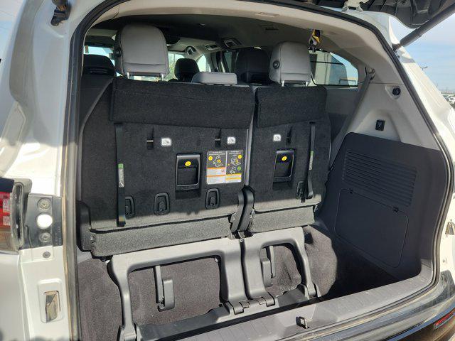 2023 Toyota Sienna Limited