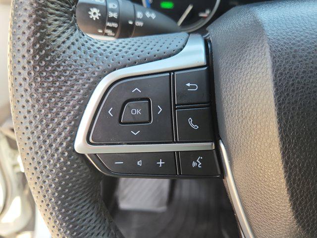 2023 Toyota Sienna Limited