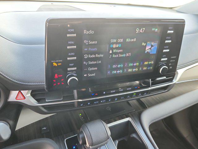 2023 Toyota Sienna Limited