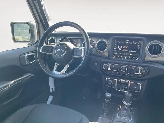 2022 Jeep Wrangler Unlimited Sahara 4x4