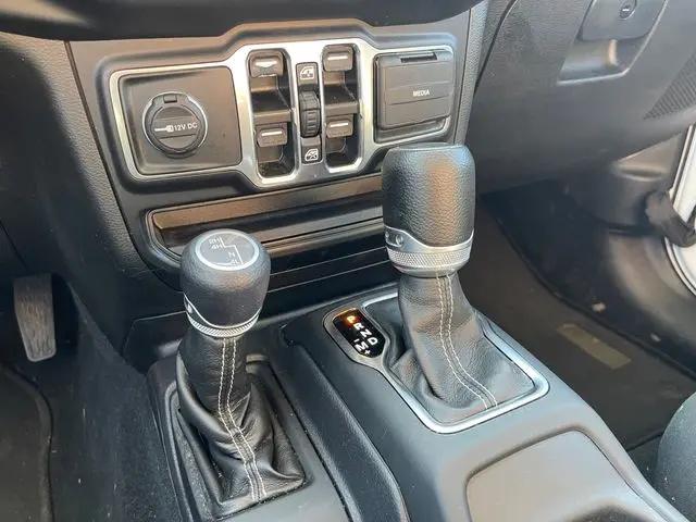 2022 Jeep Wrangler Unlimited Sahara 4x4