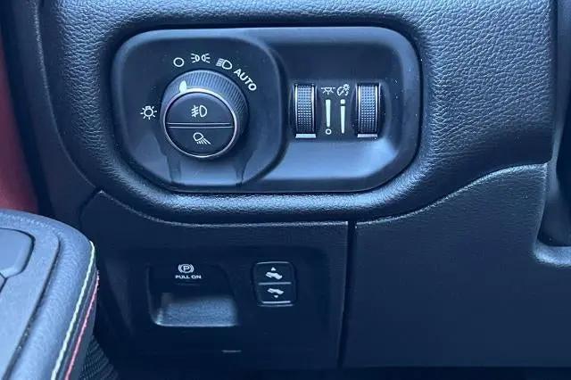 2026 Ram 1500 Rebel Crew Cab 4x4 5'7" Box