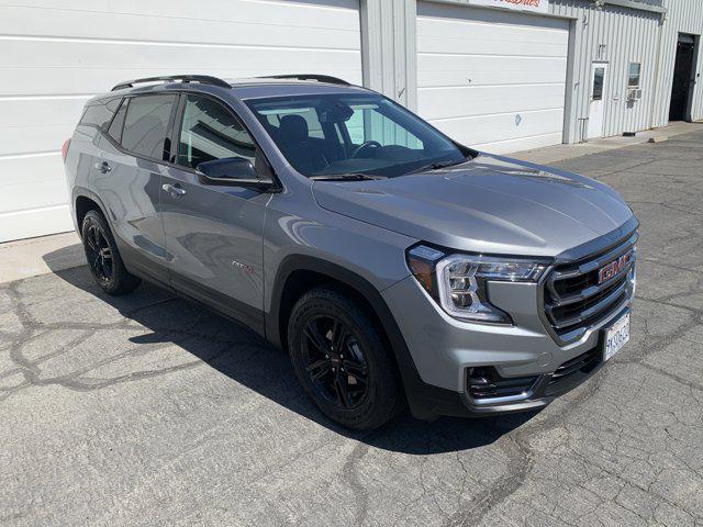 2024 GMC Terrain AWD AT4
