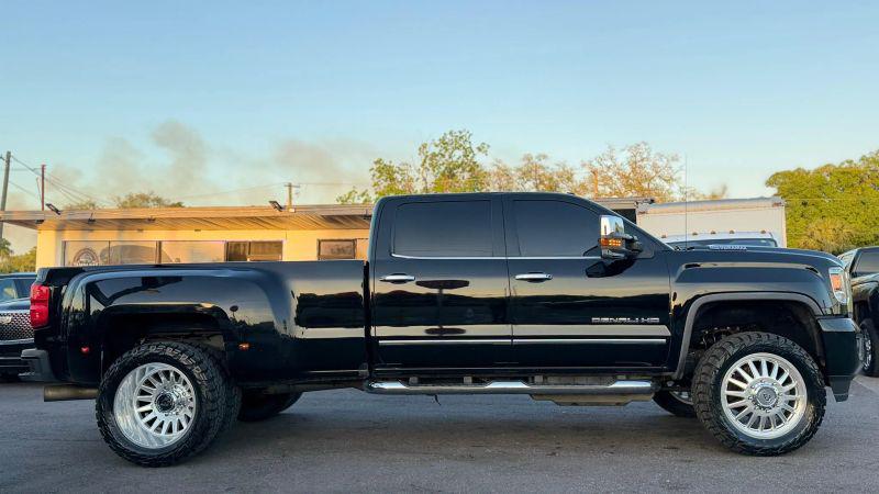 2019 GMC Sierra 3500HD Denali