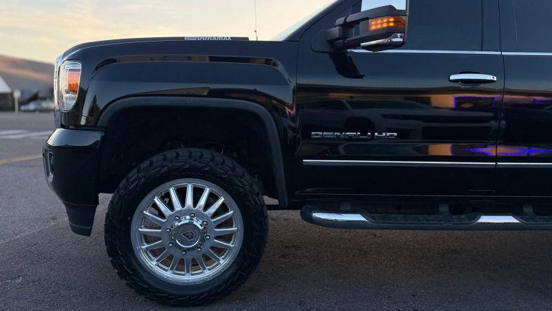 2019 GMC Sierra 3500HD Denali