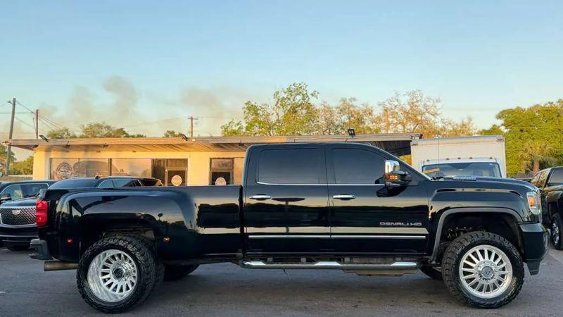 2019 GMC Sierra 3500HD Denali