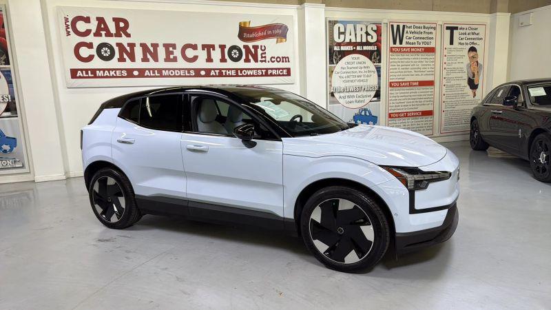 2025 Volvo EX30 Ultra Twin Motor Performance, Fully electric