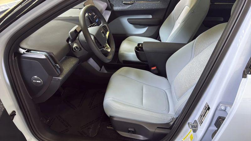 2025 Volvo EX30 Ultra Twin Motor Performance, Fully electric