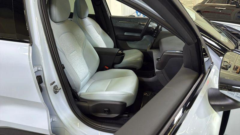 2025 Volvo EX30 Ultra Twin Motor Performance, Fully electric