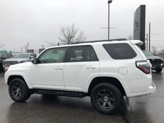 2021 Toyota 4Runner SR5